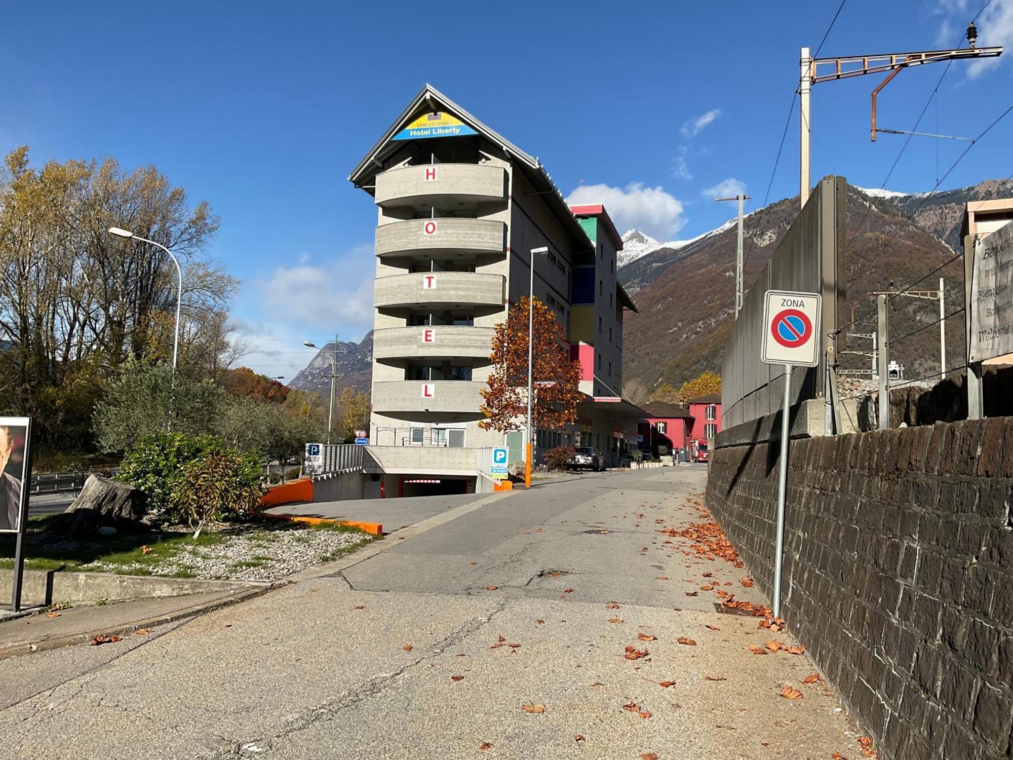 Hotel Liberty Self Check-In Bellinzona Zewnętrze zdjęcie